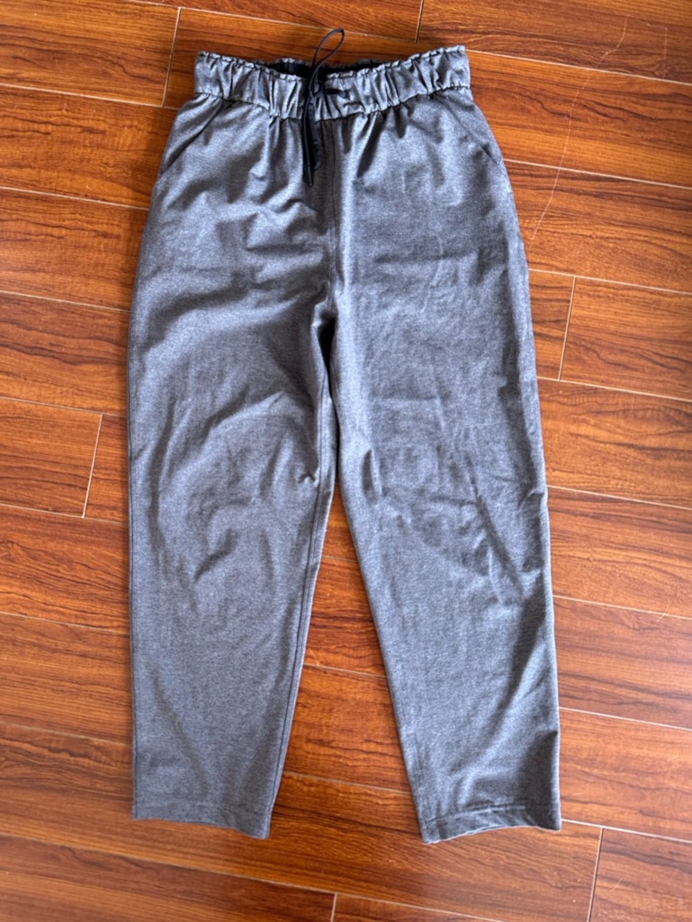 Lululemon Stretch High Rise pant size 6 25’ inseam